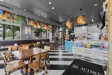 1006 Walker Cir, Iowa City, IA 52245 - photo 2