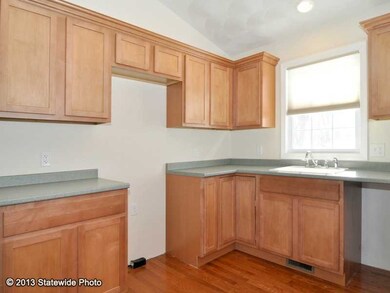 120 Beckwith St, Cranston, RI 02910 - photo 4