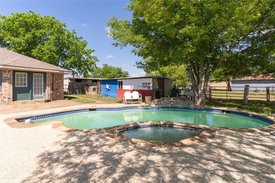 Just look at all the natural shade!