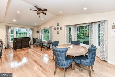 12023 Lake Newport Rd, Reston, VA 20194 - photo 7