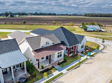 201 Royal Oak Blvd, Thibodaux, LA 70301 - photo 2