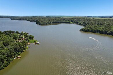 30 Timber Ridge Dr, Litchfield, IL 62056 - photo 2