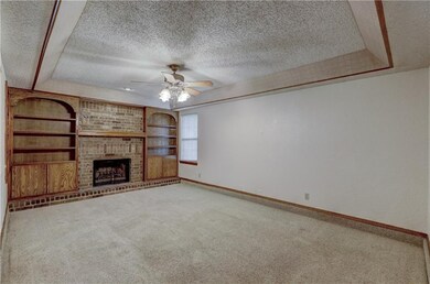 2220 NE 10th St, Moore, OK 73160 - photo 3