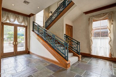 302 Oakleaf Dr-6