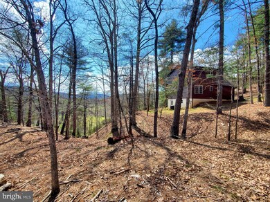 215 Pond View Ln, Points, WV 25437 - photo 2