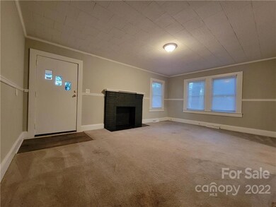 303 Armfield St, Statesville, NC 28677 - photo 5