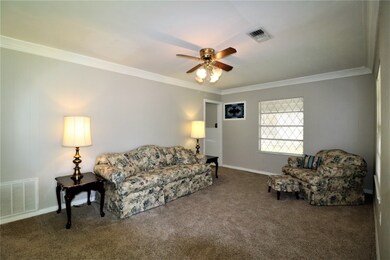 7714 Greenstone St, Houston, TX 77087 - photo 4