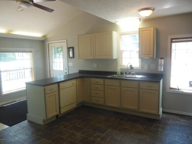 814 Ferry St, Niles, MI 49120 - photo 5