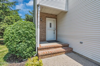 33 Lenny Ct, Matawan, NJ 07747 - photo 3