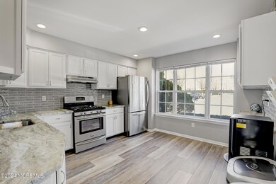 4 - Kitchen