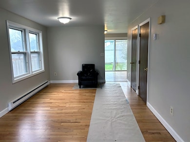 10 Sagamore St, Newport, RI 02840 - photo 3