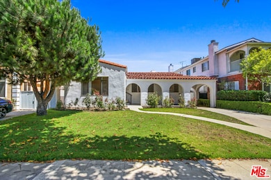 352 S Wetherly Dr, Beverly Hills, CA 90211 - photo 2