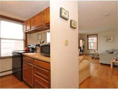 480 Commercial St unit 4A, Boston, MA 02109 - photo 6