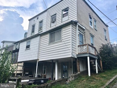 724 E Commerce St, Shamokin, PA 17872 - photo 2