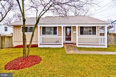 5610 Duchaine Dr, Lanham, MD 20706 - photo 2