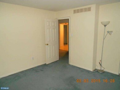 817 Westfield Dr unit 3, Cinnaminson, NJ 08077 - photo 4