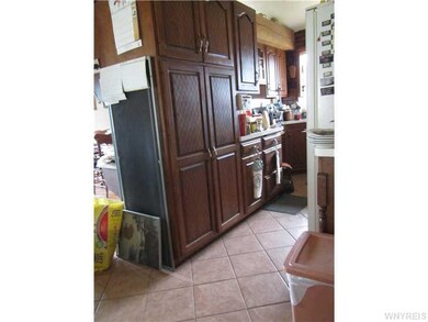 Kitchen. Galley kitchen