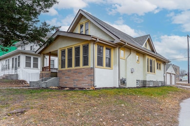 2-web-or-mls-3123 Dupont Ave10.jpg