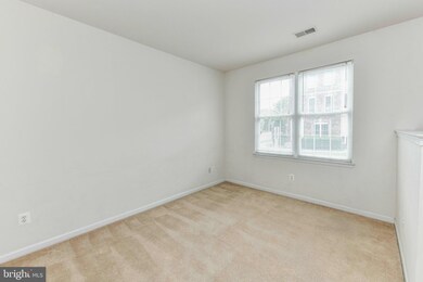 42844 Sykes Terrace, Chantilly, VA 20152 - photo 6