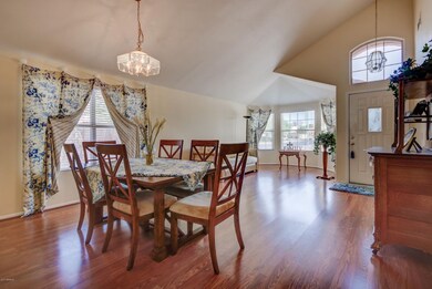 1208 S Cholla Ct-35