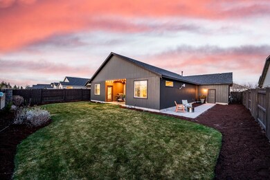 5-web-or-mls-3-28-25 899 NW 26th Way Red