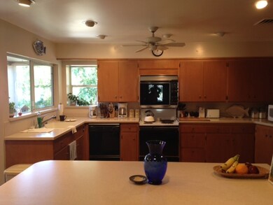 1221 Walnut Ave, Redding, CA 96001 - photo 3