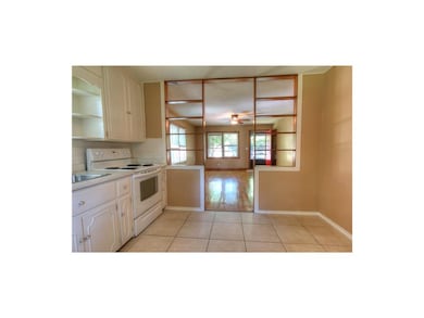 Eat in area of the kitchen, perfect for that hight