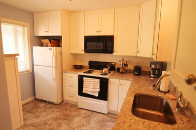 13 Duck Pond Way unit 2, Lincoln, NH 03251 - photo 2