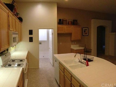 Kitchen, Gas Range
