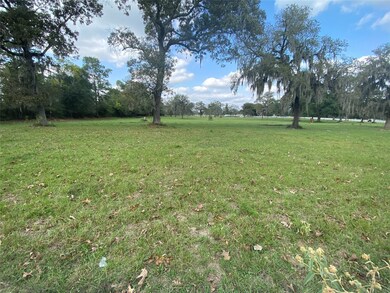 25072 Lakeside Dr, Hockley, TX 77447 - photo 2