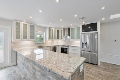 1009 SE 10th Ct, Deerfield Beach, FL 33441 - photo 4