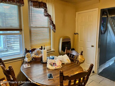 955 Johler Ave, Scranton, PA 18508 - photo 7