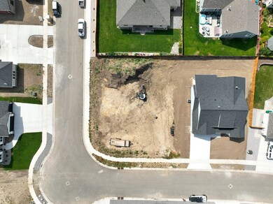 House and Extra Lot