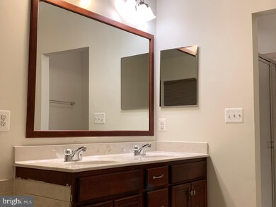 43276 Mitcham Square, Ashburn, VA 20148 - photo 5