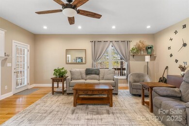 109 Southwood Dr unit 1 & 86A, Weaverville, NC 28787 - photo 5