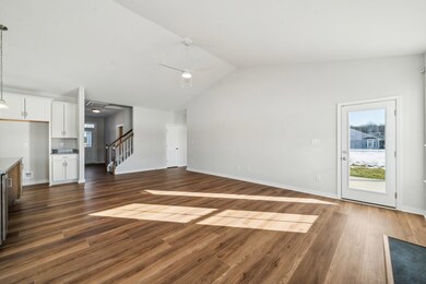 252 Logan Way, Tappahannock, VA 22560 - photo 5