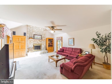 445 Mulberry Ct, Langhorne, PA 19047 - photo 7