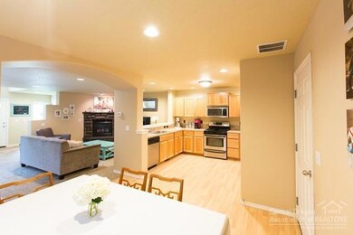 20577 Sun Meadow Way, Bend, OR 97702 - photo 7