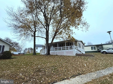 121 Cherry Ln, Dillsburg, PA 17019 - photo 2