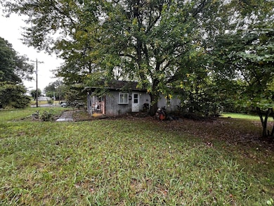 6069 Dews Rd, Hurt, VA 24563 - photo 4