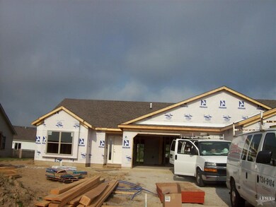 907 Heatherwood Ln, Ossian, IN 46777 - photo 2