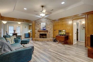 120 Mountain View Dr, Bedford, TX 76021 - photo 3