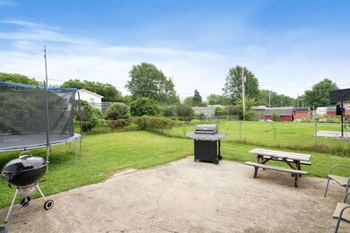 1214 Maplewood Dr, Kokomo, IN 46902 - photo 5