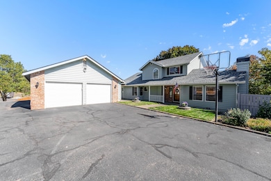 1916 Old Military Rd, Central Point, OR 97502 - photo 7