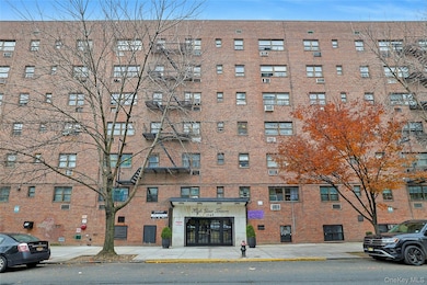 2545 Sedgwick Ave unit 3, Bronx, NY 10468 - photo 2