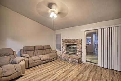 2507 E Parker Ct, Visalia, CA 93292 - photo 6