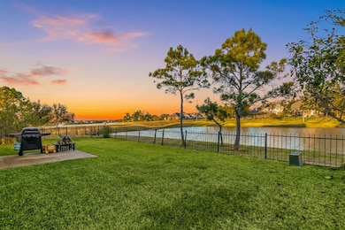 1903 Lantana Spring Ln, Pearland, TX 77581 - photo 2