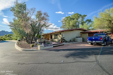 7829 E Carefree Estates Cir, Carefree, AZ 85377 - photo 2