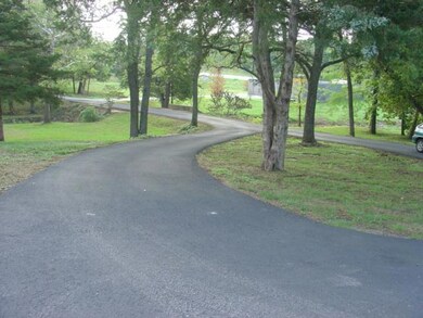 261 S Shangri la Ct, Nixa, MO 65714 - photo 6