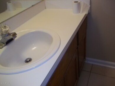 2454 Townsquare Dr, Jacksonville, FL 32216 - photo 2